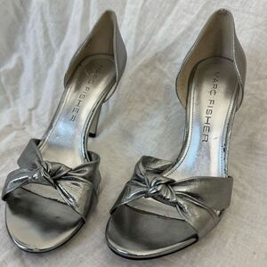 Marc Fisher Women's Surelle Leather Bow Silver Stiletto Heels Sandals 7